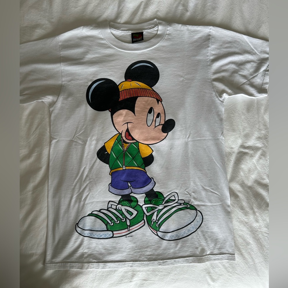 Disney vintage Mickey tshirt